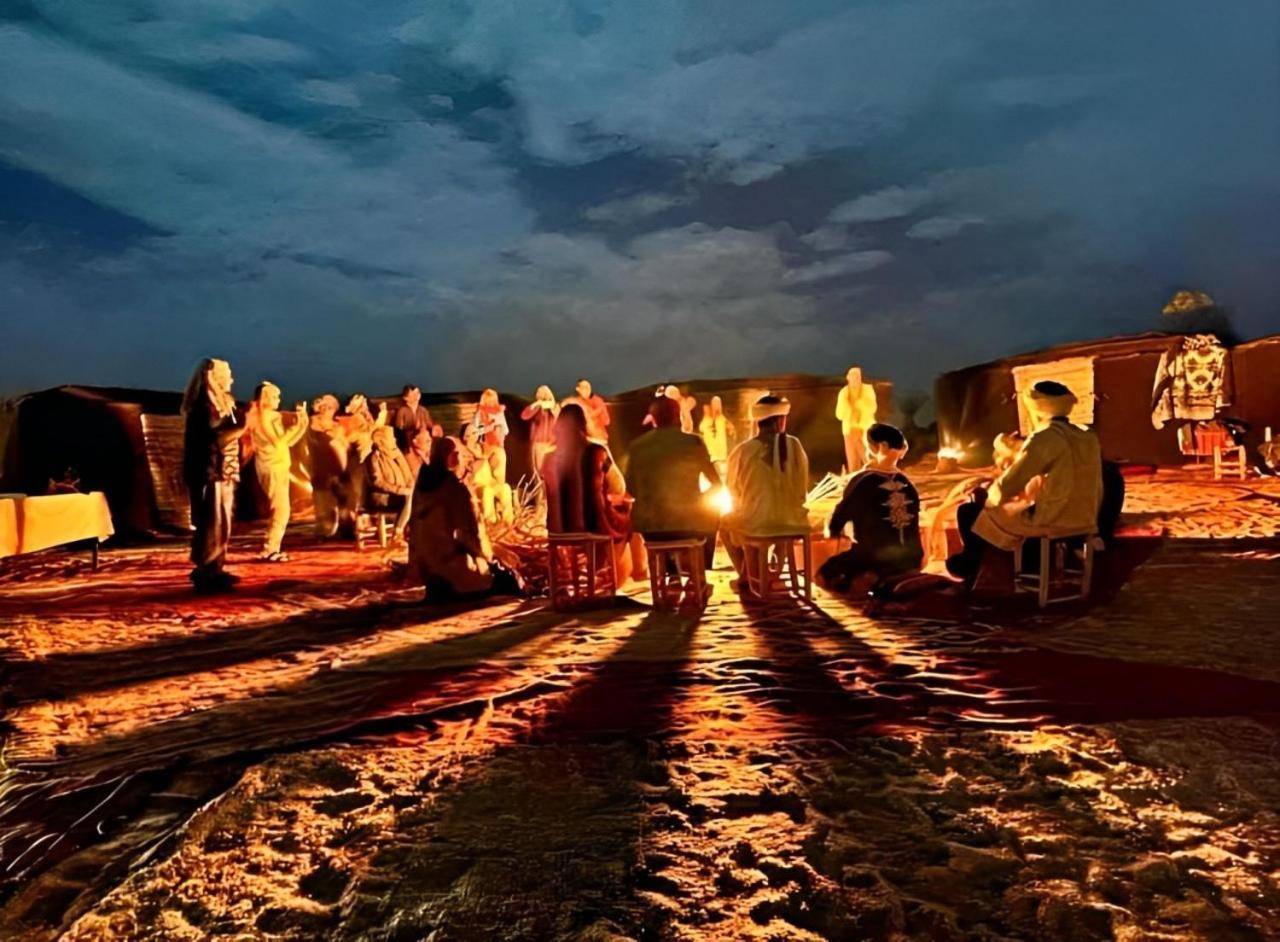 Готель Exceptional Luxury Camp Мерзуга Екстер'єр фото