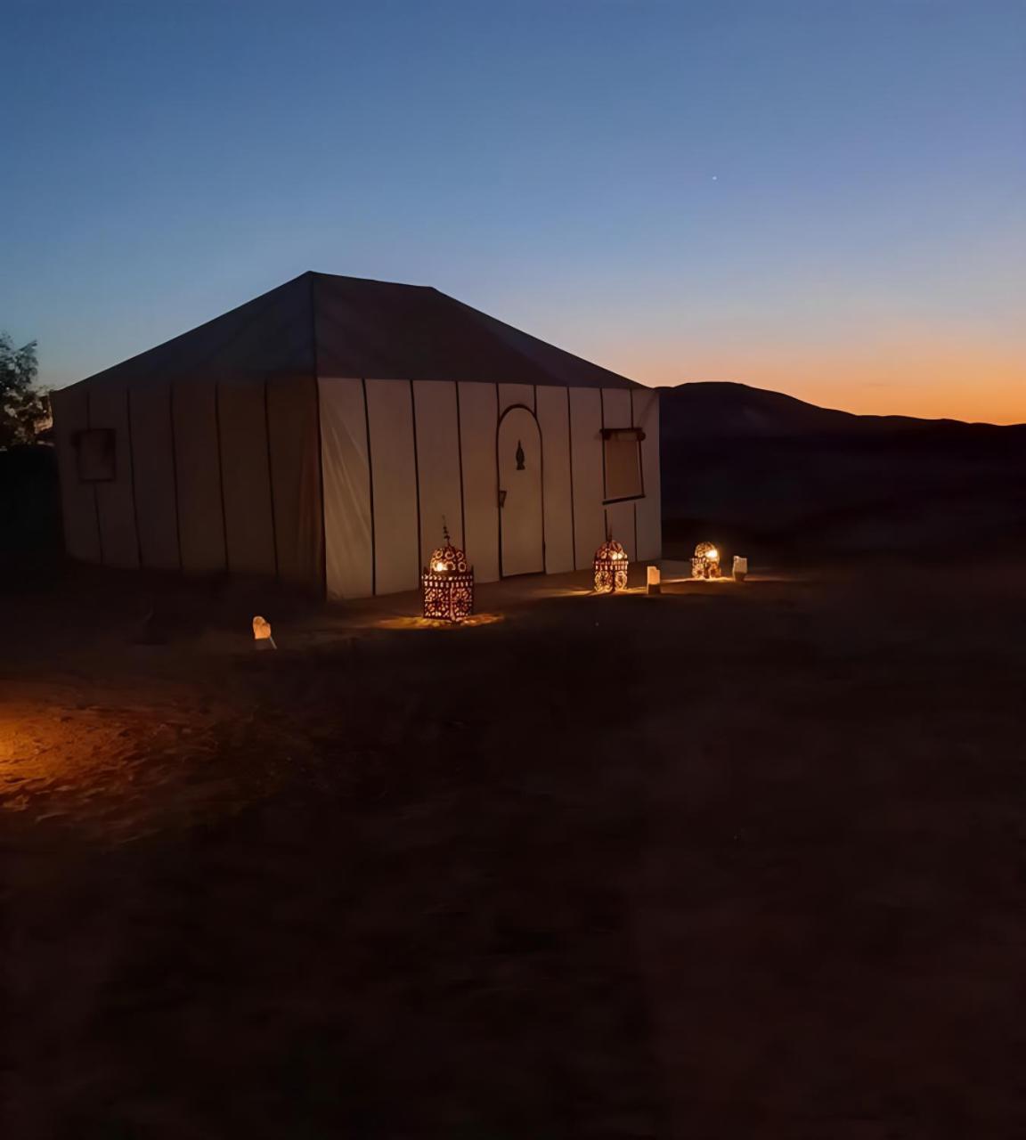 Готель Exceptional Luxury Camp Мерзуга Екстер'єр фото