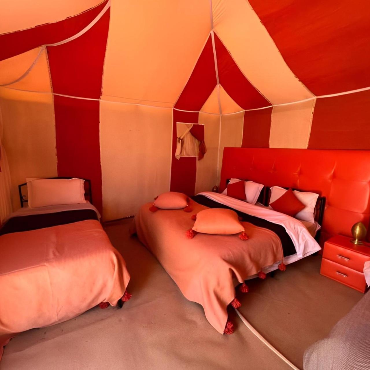 Готель Exceptional Luxury Camp Мерзуга Екстер'єр фото