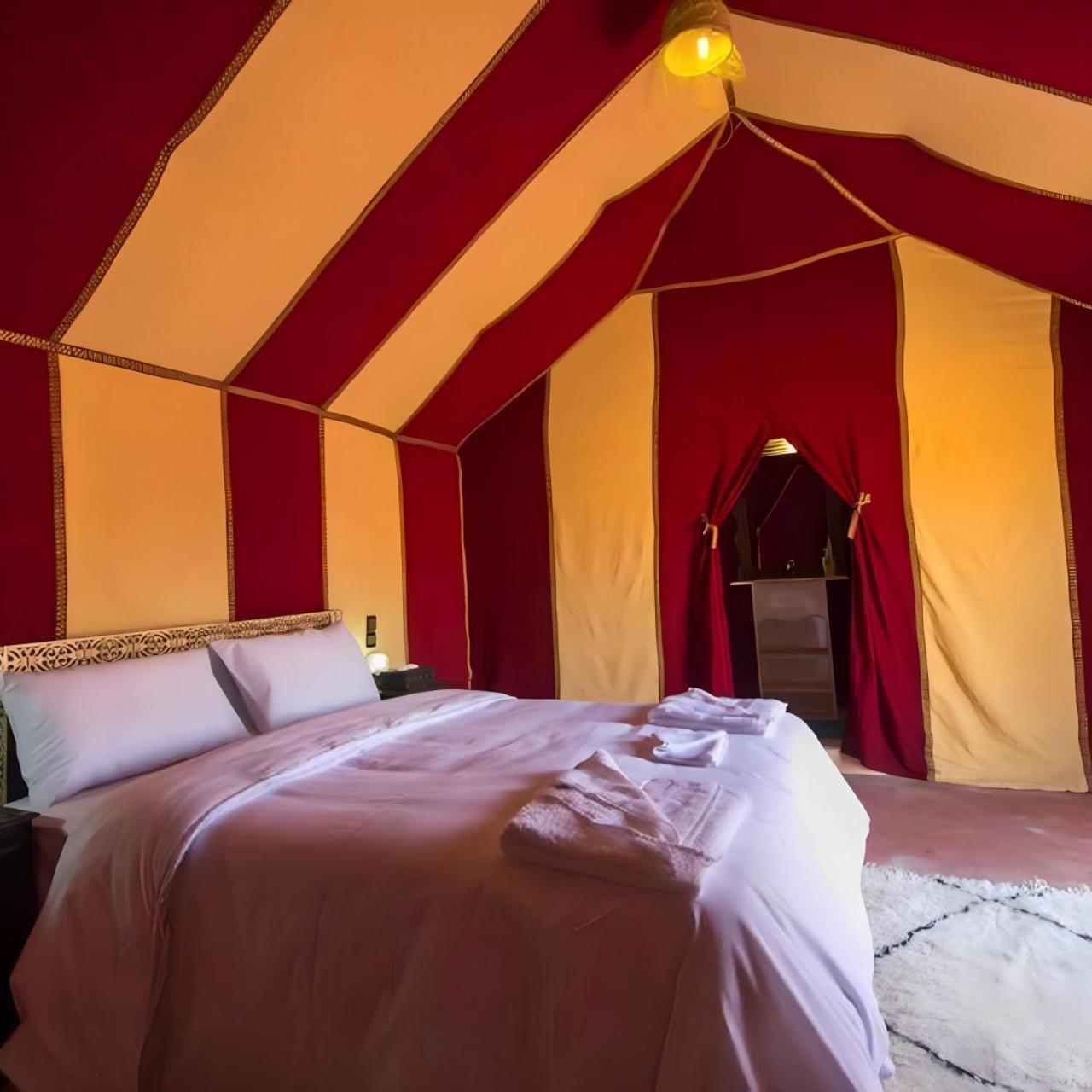 Готель Exceptional Luxury Camp Мерзуга Екстер'єр фото